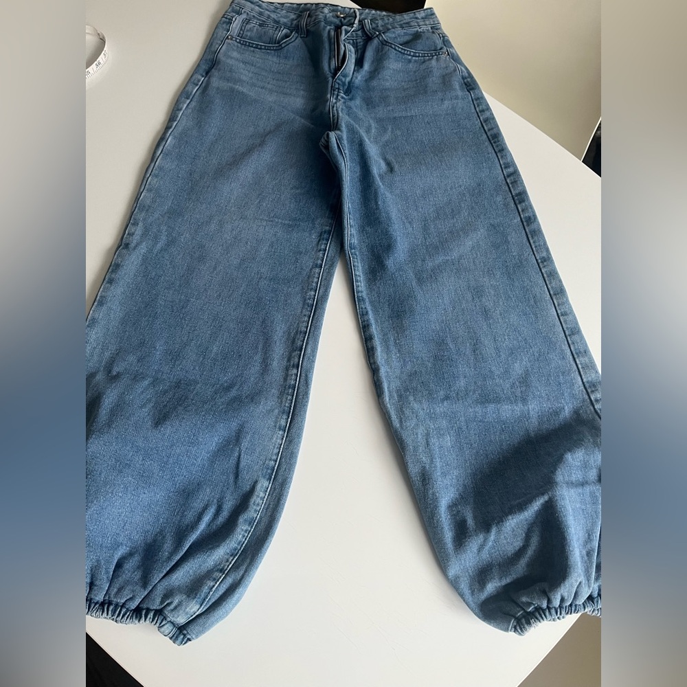 3 for $30 
SHEIN Balloon Style Blue Denim Pants